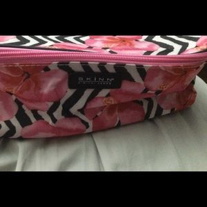 Cosmetic bags